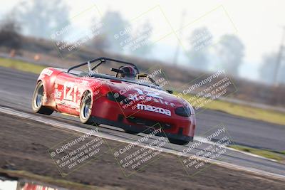 media/Jan-13-2024-CalClub SCCA (Sat) [[179f4822a7]]/Group 6/Sunset (Race)/